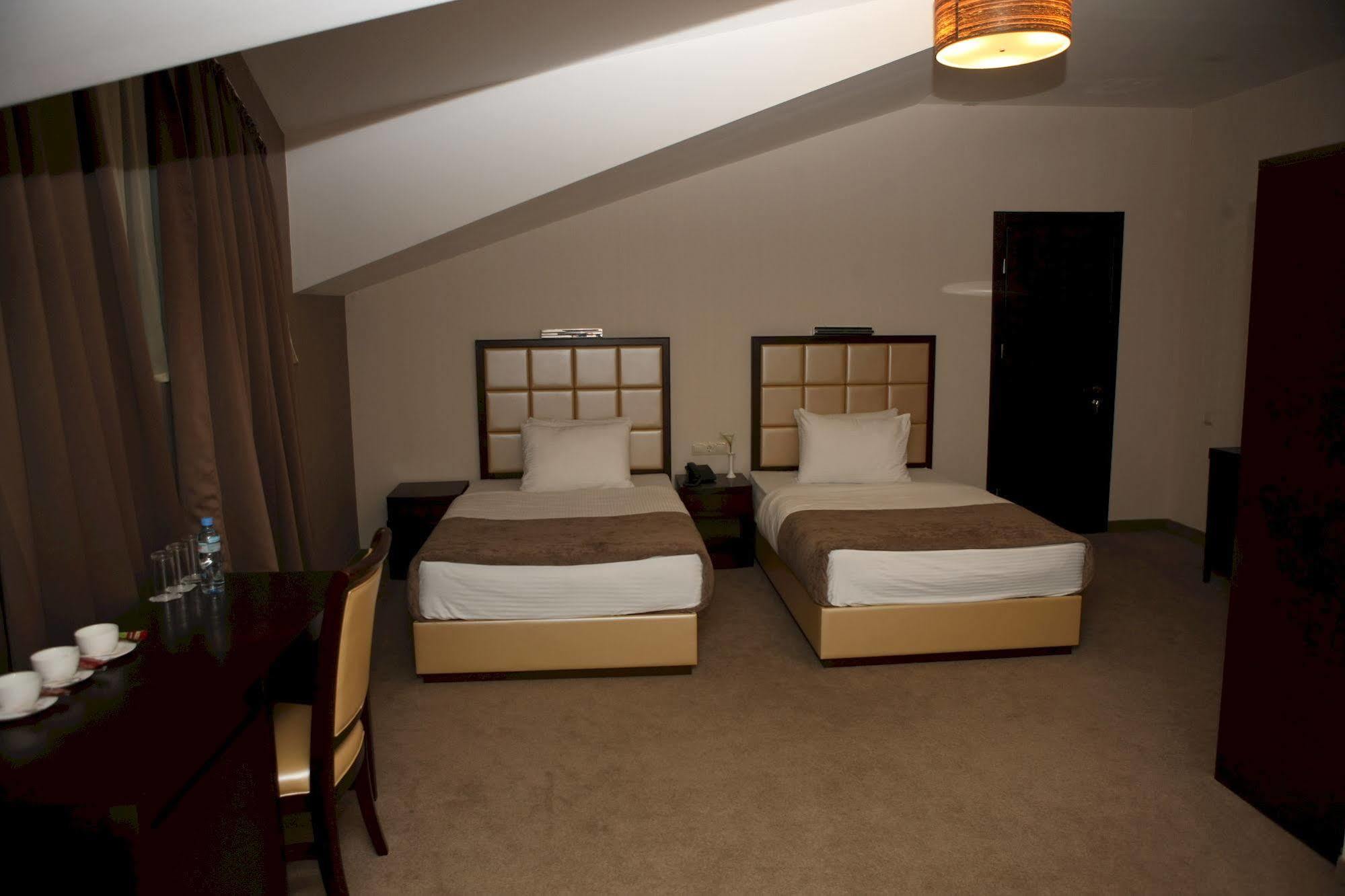 Hotel Orion Old Town Tbilisi Luaran gambar