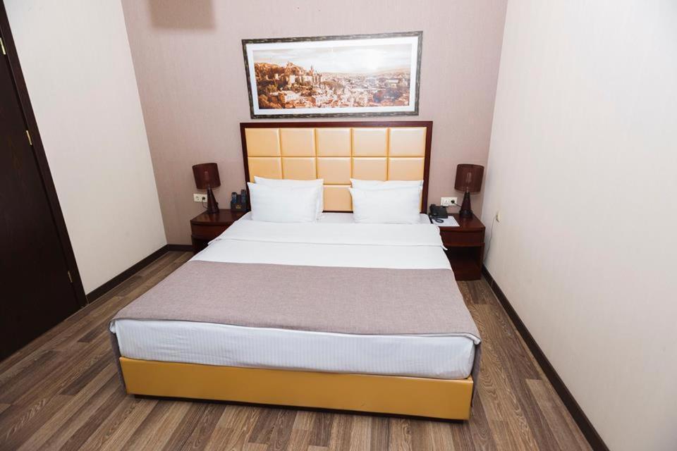 Hotel Orion Old Town Tbilisi Luaran gambar